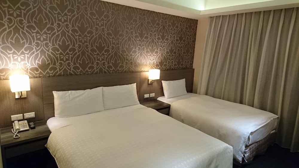 Paris Business Hotel 23/60