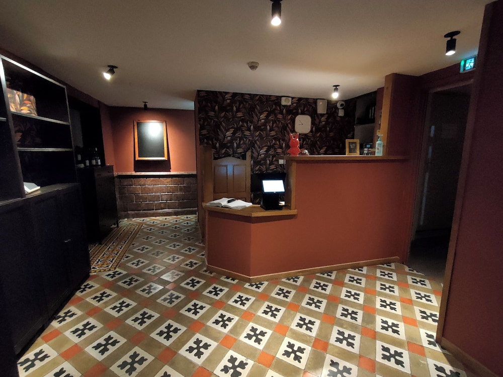 AUBERGE COTE JARDIN 5/56