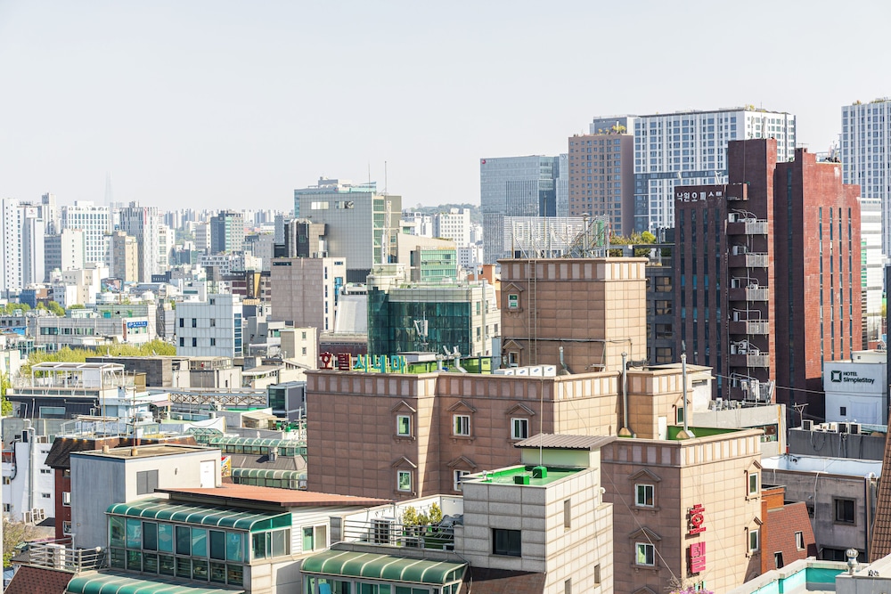 Insadong Crown Hotel 7/60