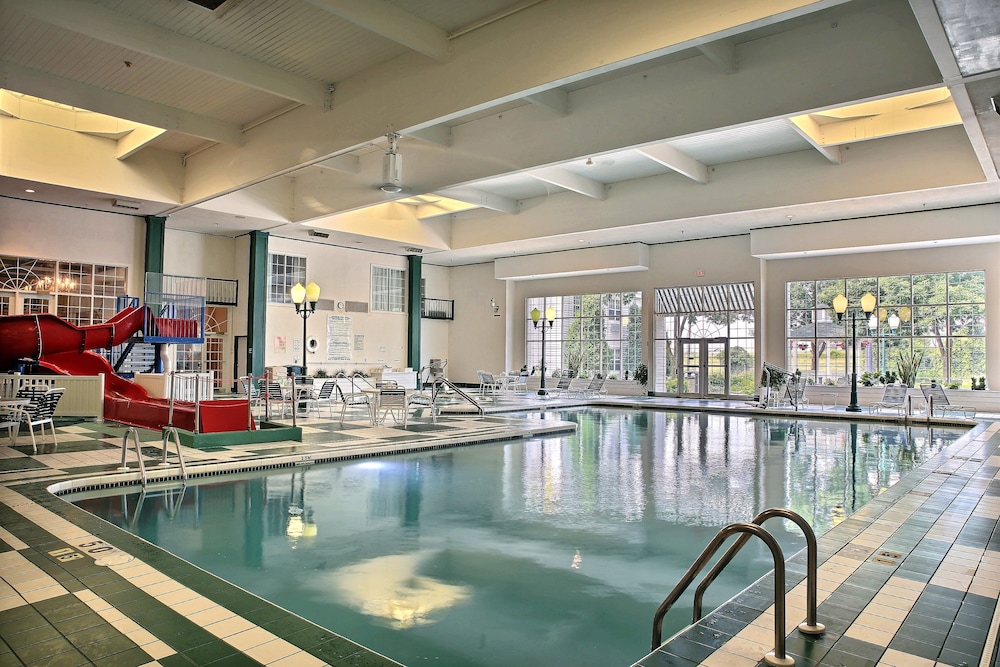 swimming pool spa
