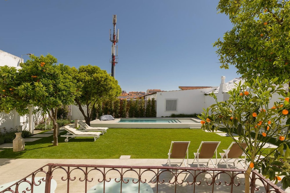 Dona Graca Lisbon Apartments 31/50