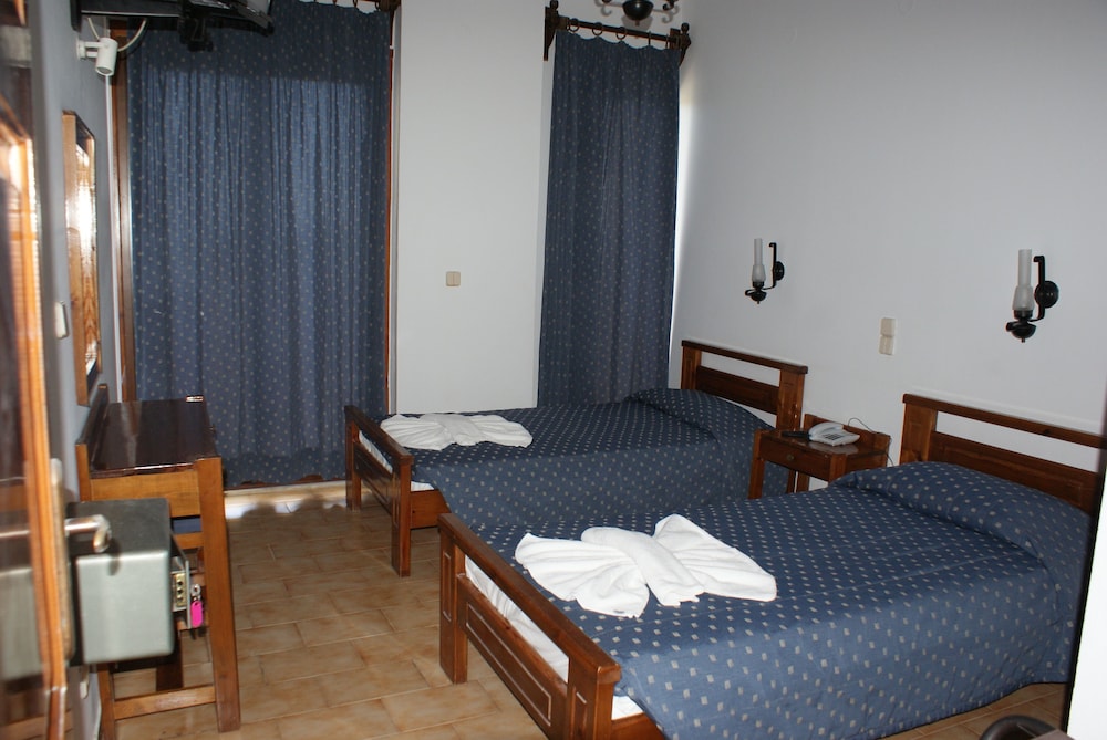 SUNNY SUITES 20/51