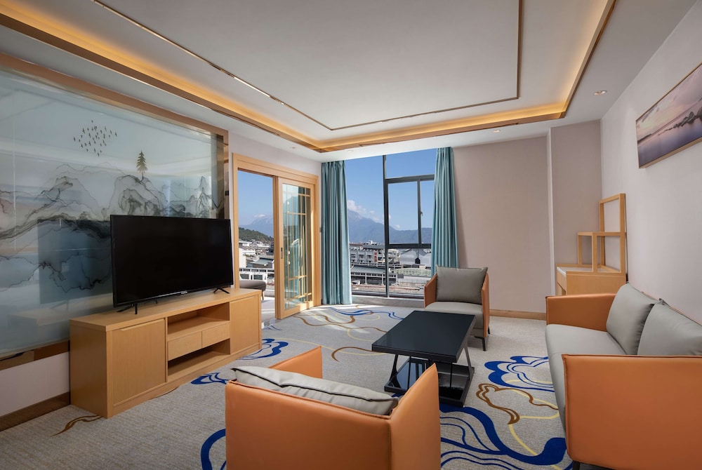 Microtel by Wyndham Lijiang 12/20