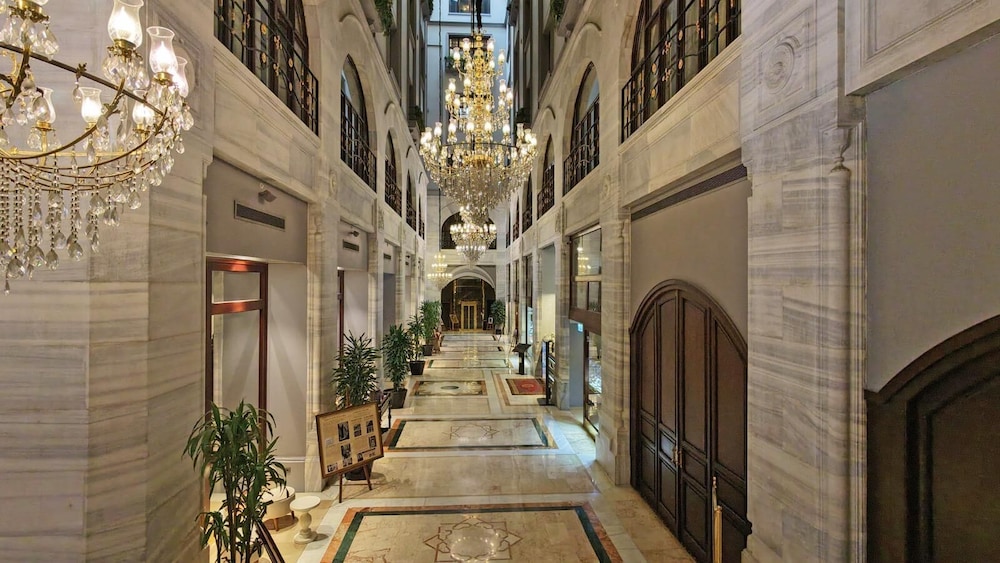 Legacy Ottoman Hotel 14/72