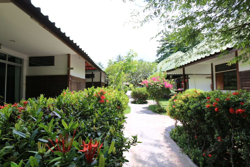 Marine Chaweng Beach Resort 3/53