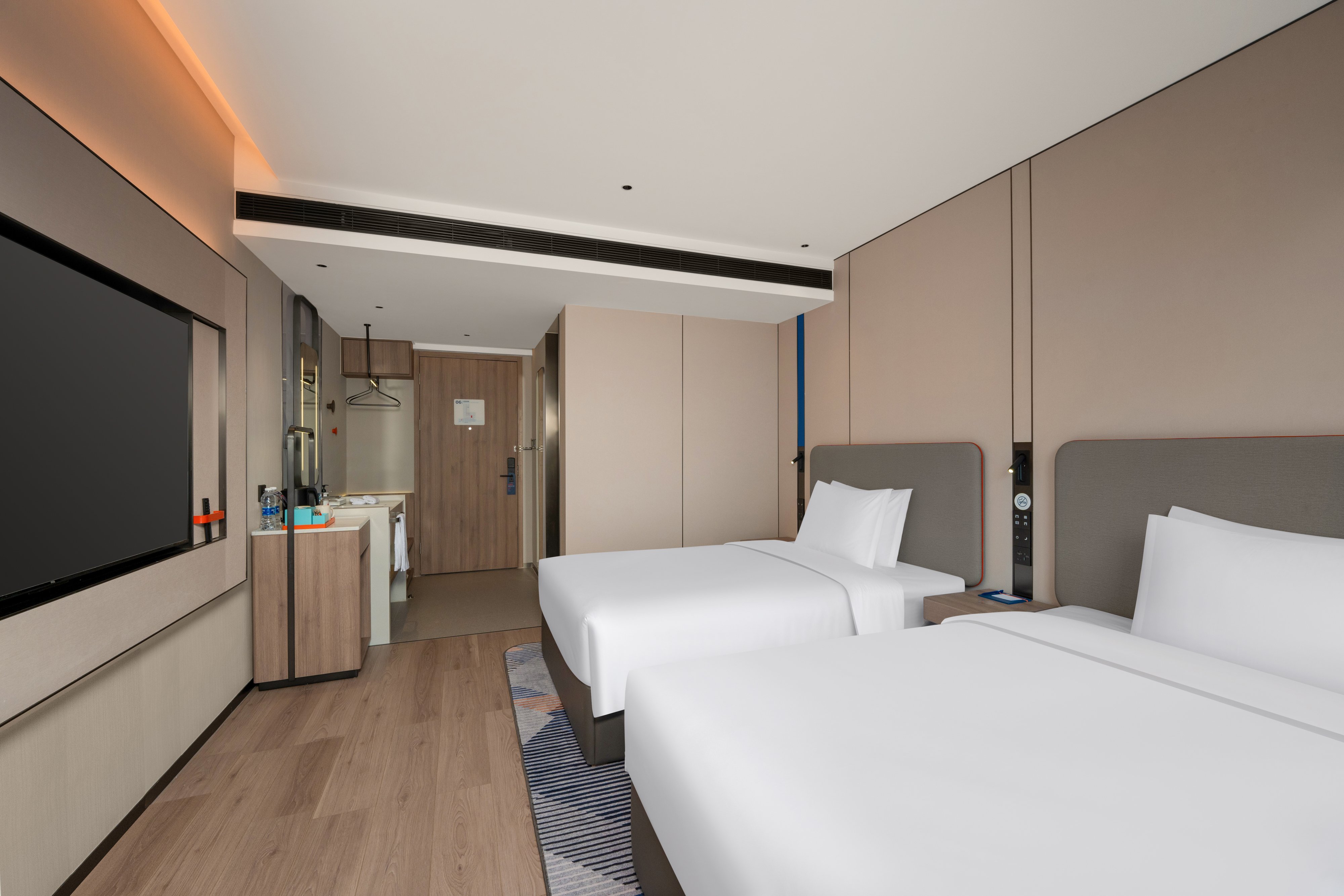 Holiday Inn Express Chongqing Ciqikou Ancient Town 20/50