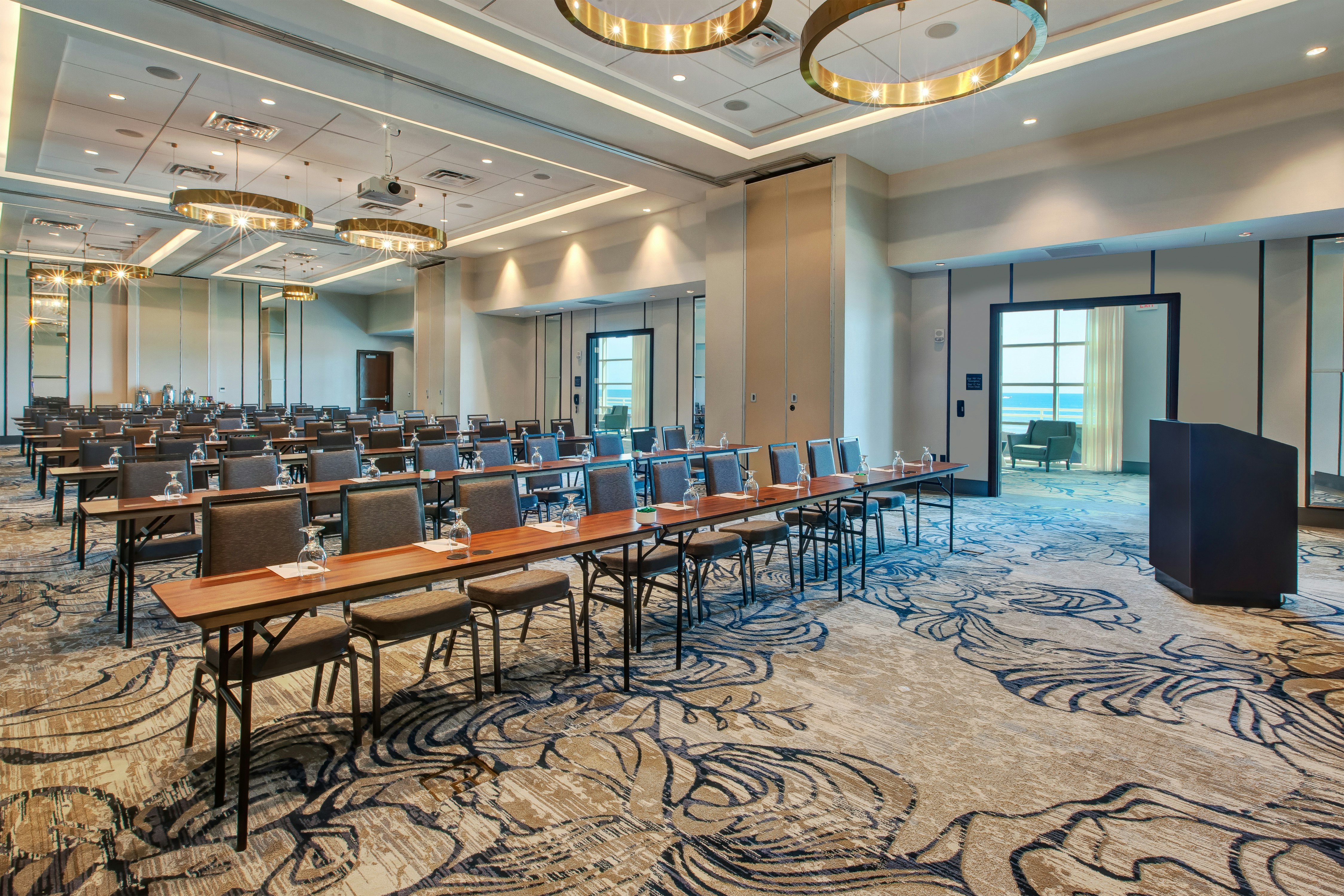 HILTON GARDEN INN VIRGINIA BEACH OCEANFRONT 35/50
