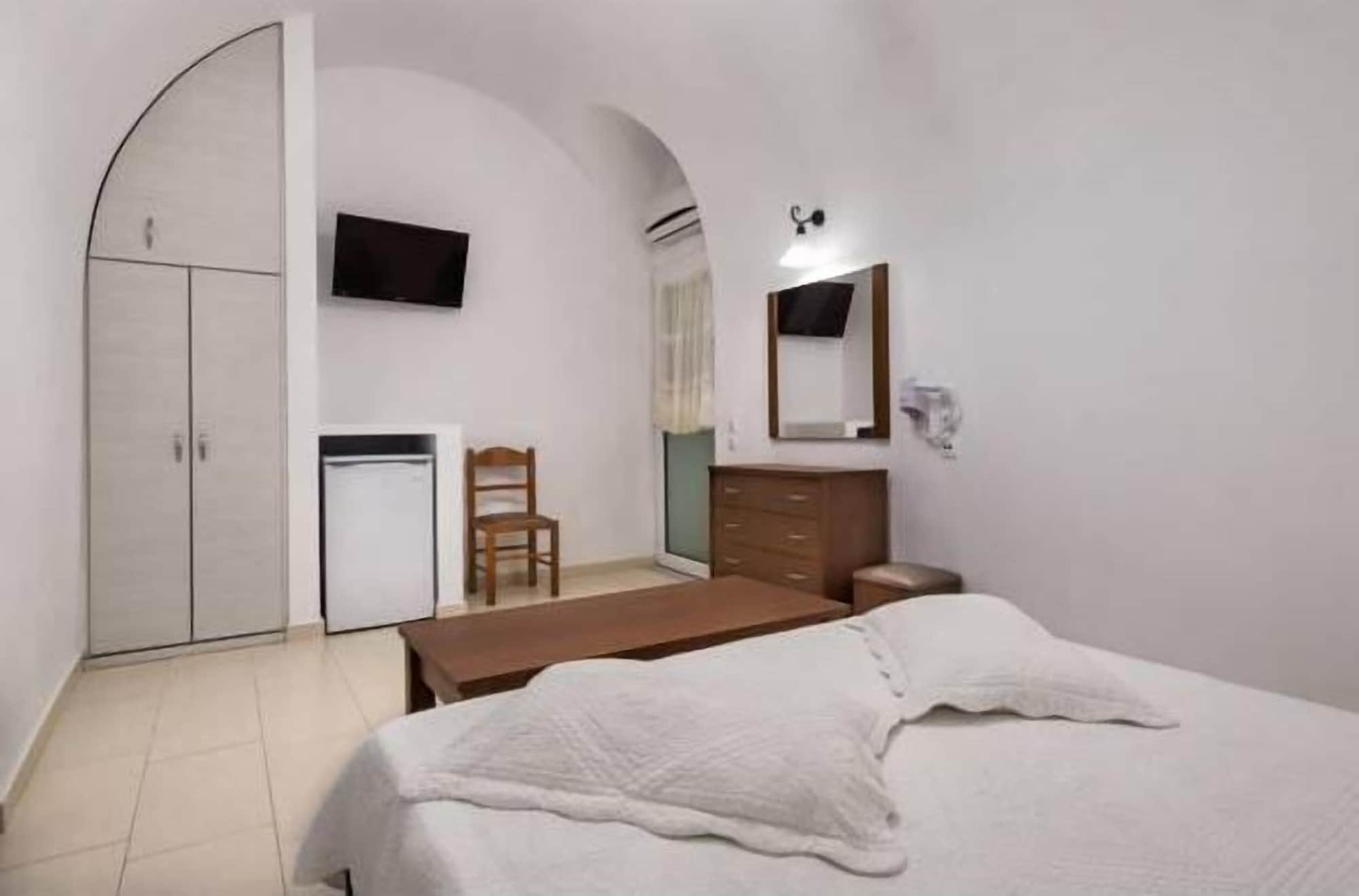 SUPERIOR, DOUBLE BED