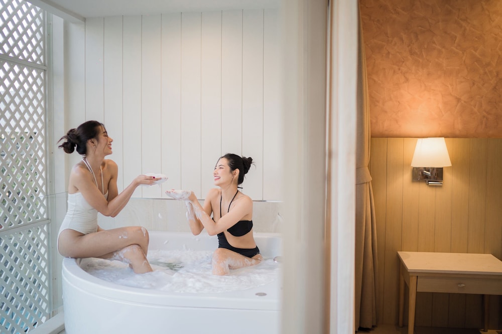 The Sea-Cret Hua Hin Hotel 11/73