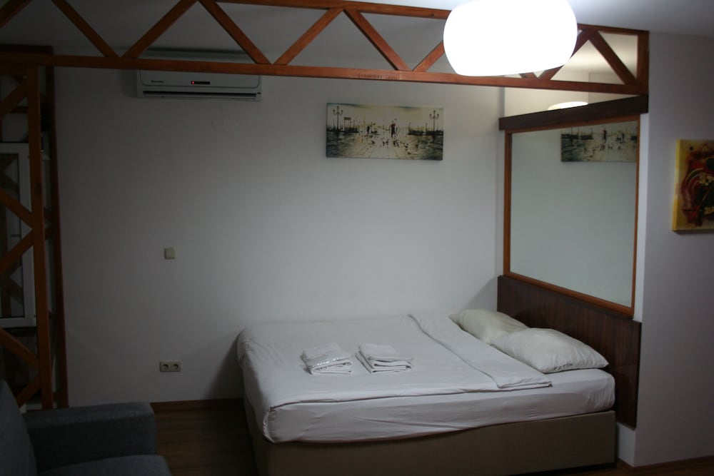 NEW PERA HOTEL 15/59
