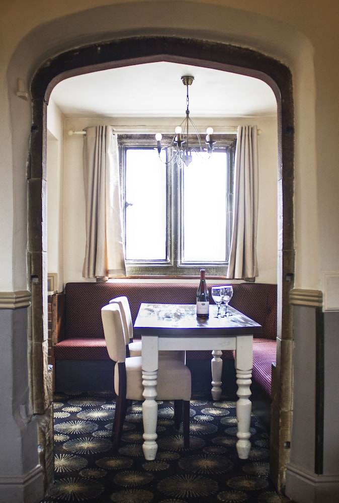 The Boars Head Hotel 35/49