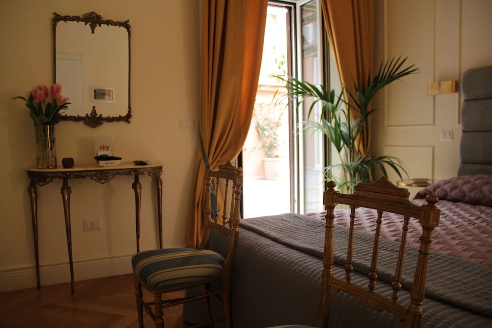 Ingrami Suites 53/72