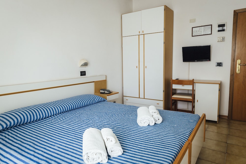Hotel Montecarlo 13/68