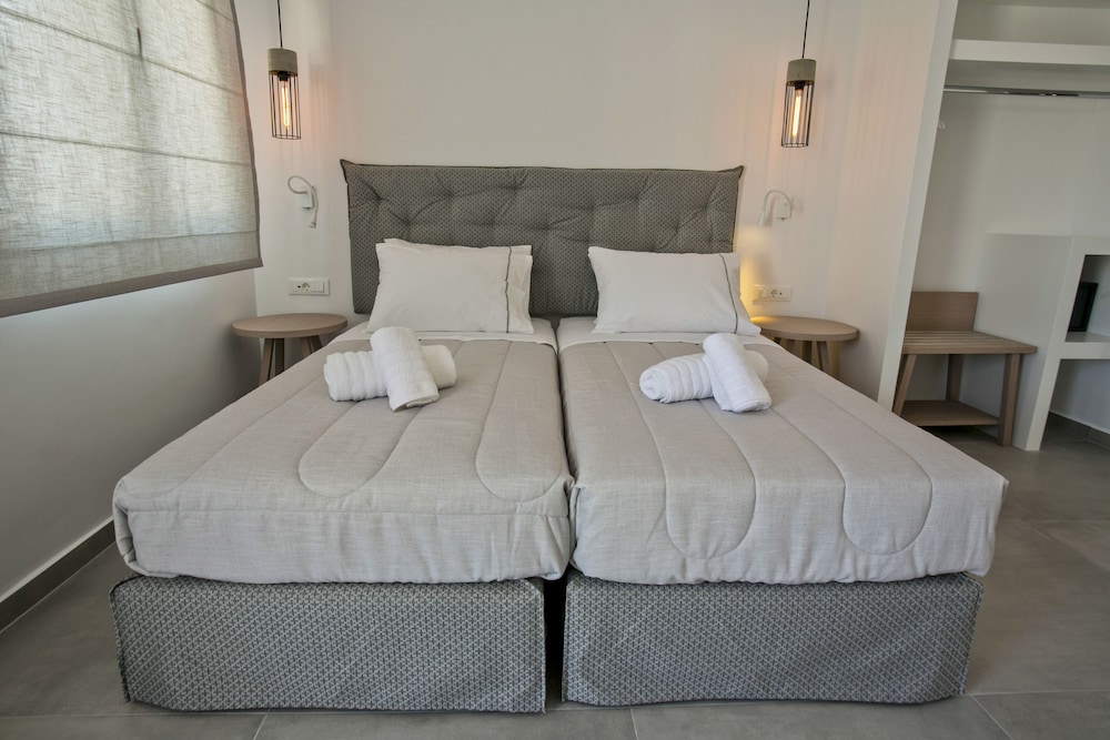 Nida Mykonos 5/20