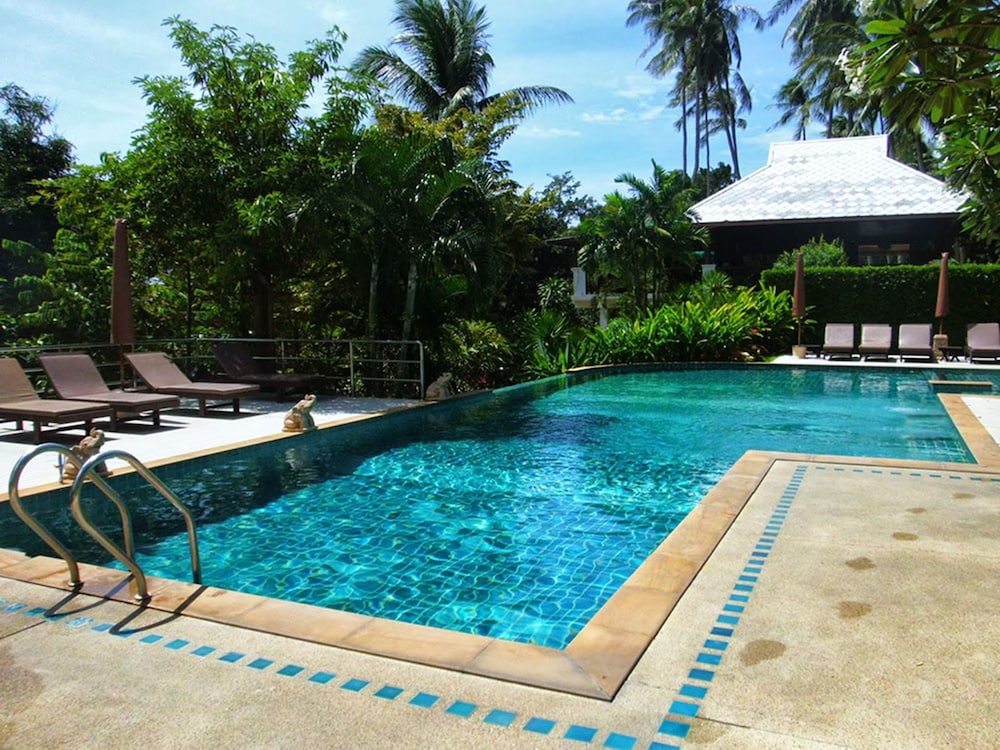 LAMAI BURI RESORT 45/50
