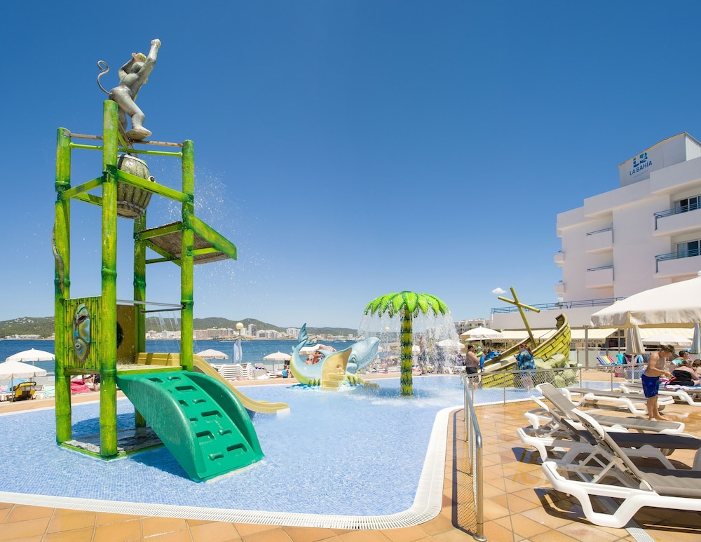 Playa Bella Beach Apartments 35/50