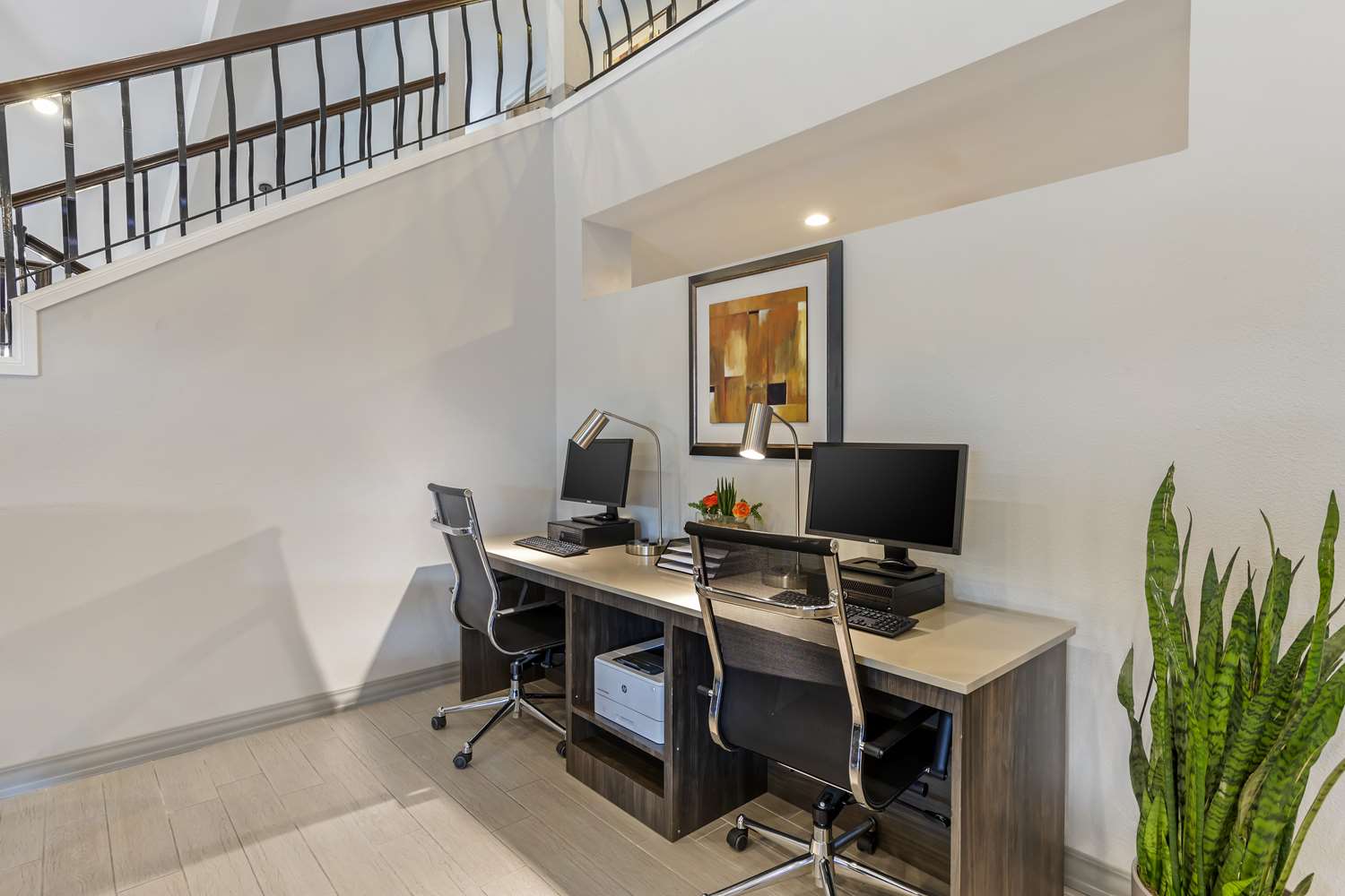 Best Western Plus Executive Inn 43/47