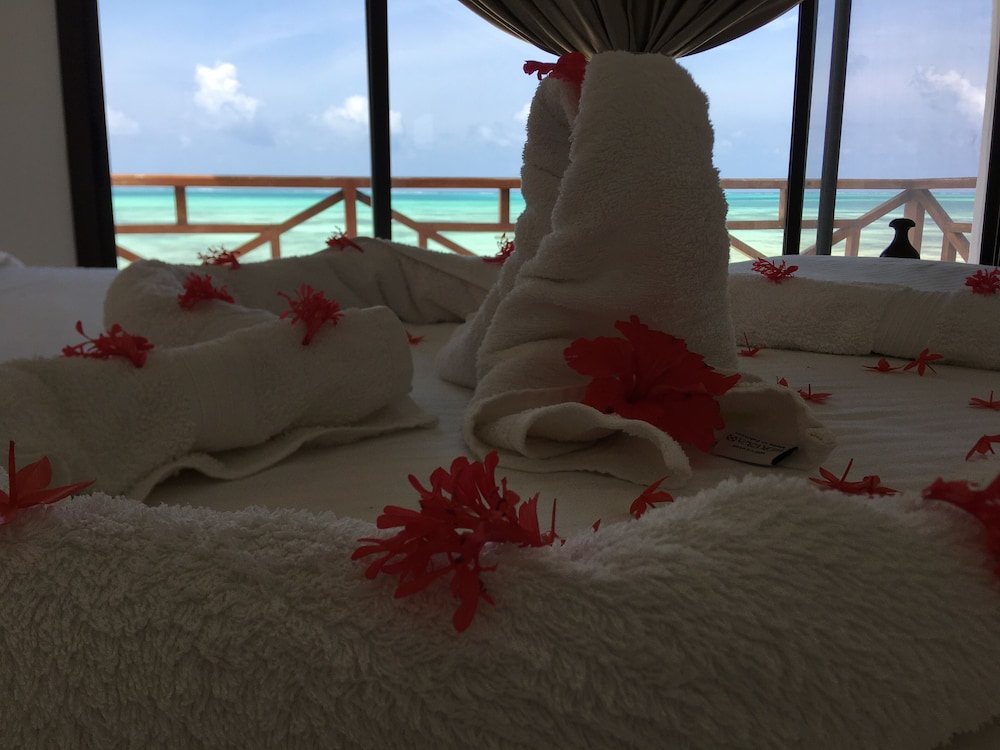 Jambiani White Sands Beach Bungalows 41/68