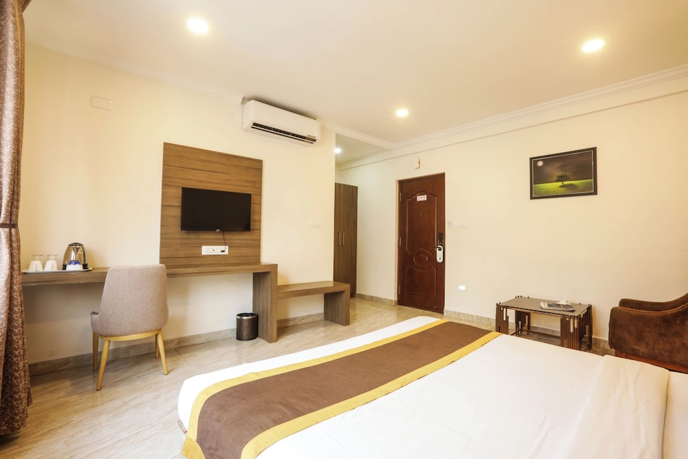 ECKO Sterling Inn Bangalore International Airport 23/51