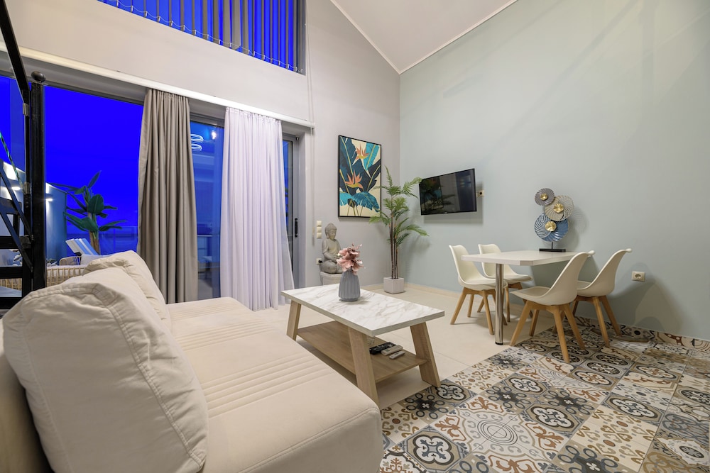 Pearl Luxury Living 14/38