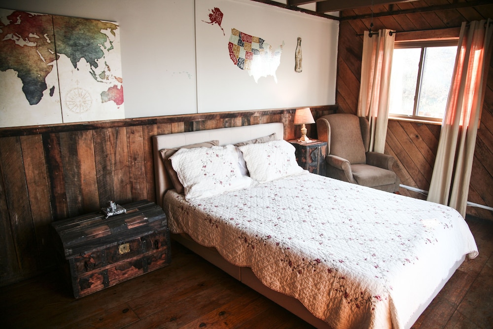 Good Place Farms Bed and Breakfast 13/71