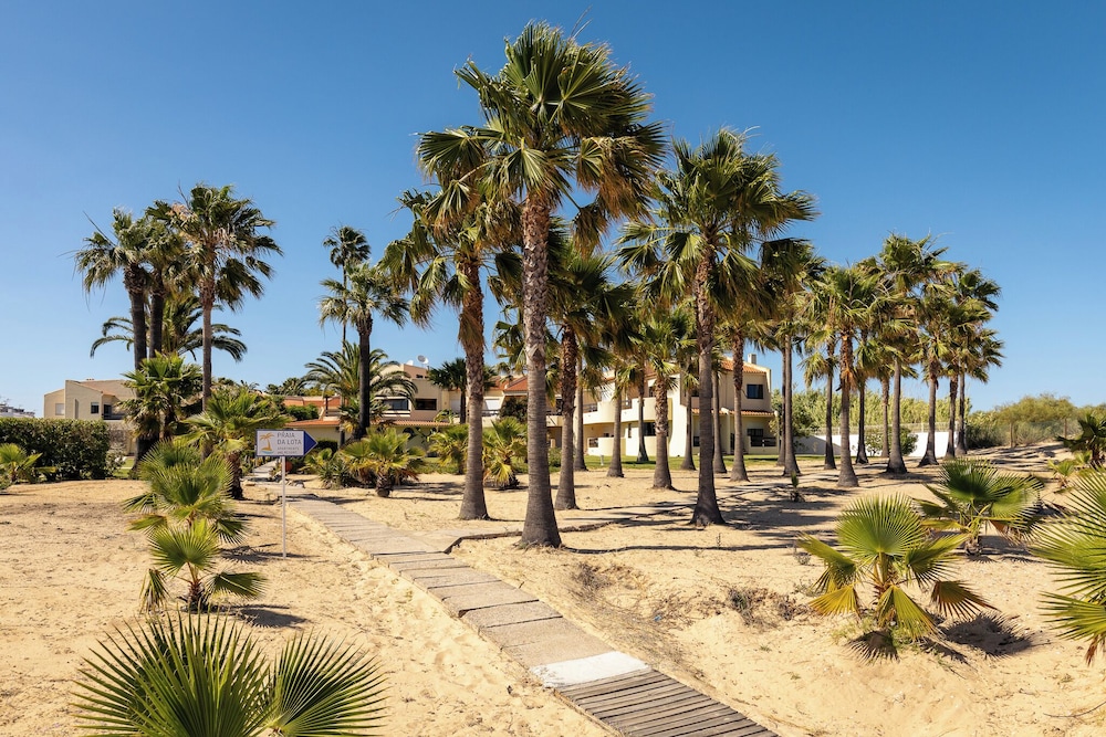 Praia Da Lota Resort Apartments 82/85