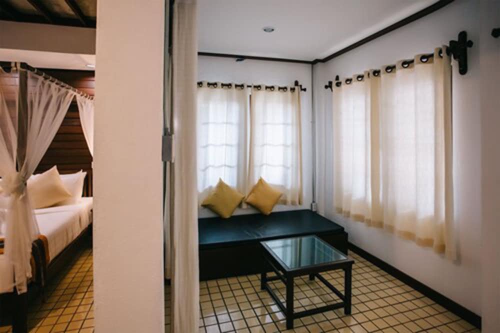Ban Chang Tong Hotel 48/62