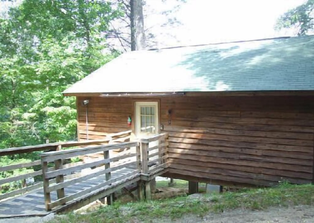 Nantahala Cabins 24/50