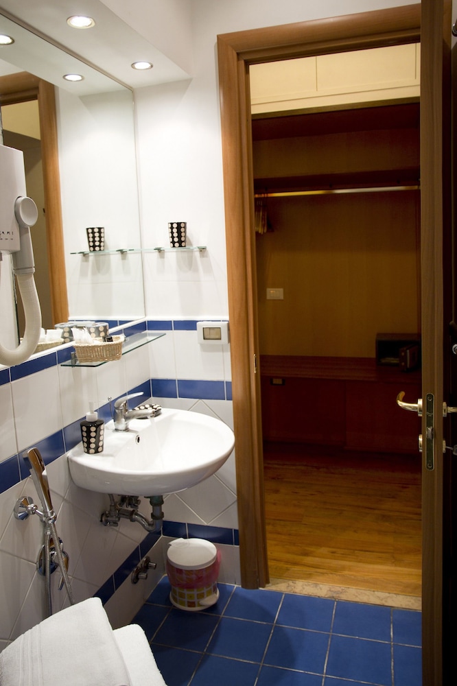 San Peter Rome B&B 65/66