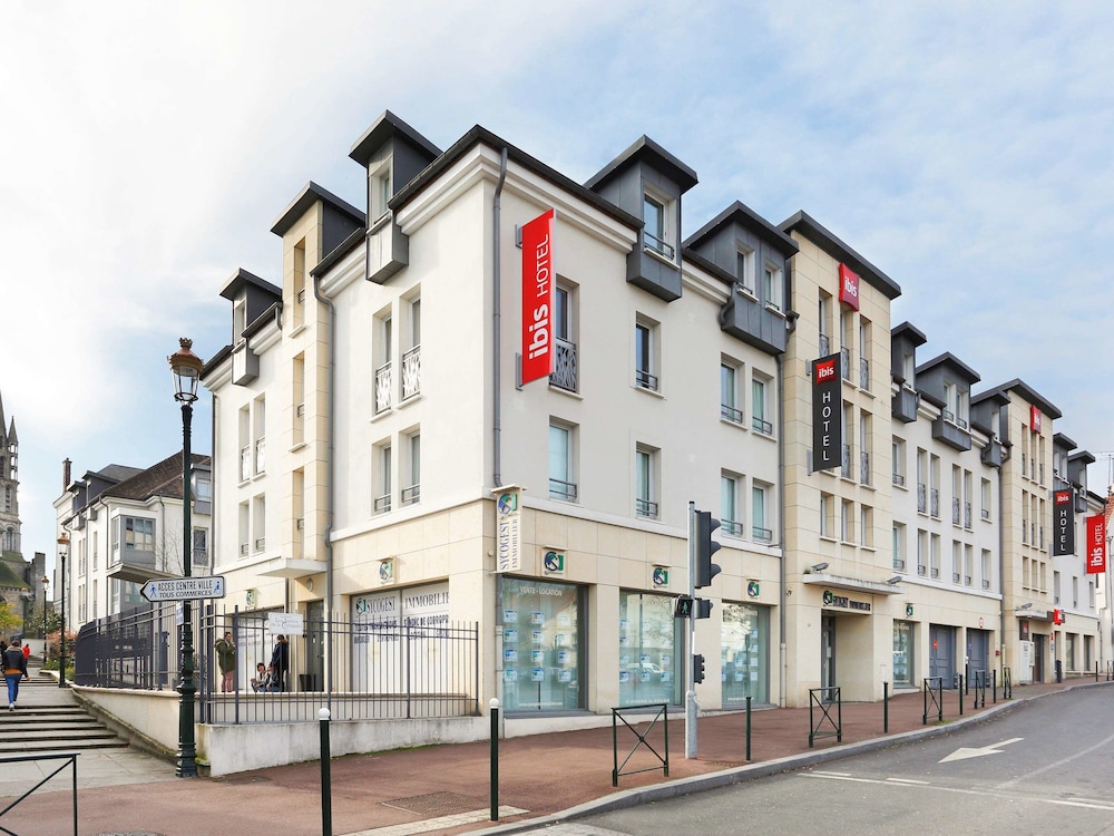 Ibis Etampes 5/69
