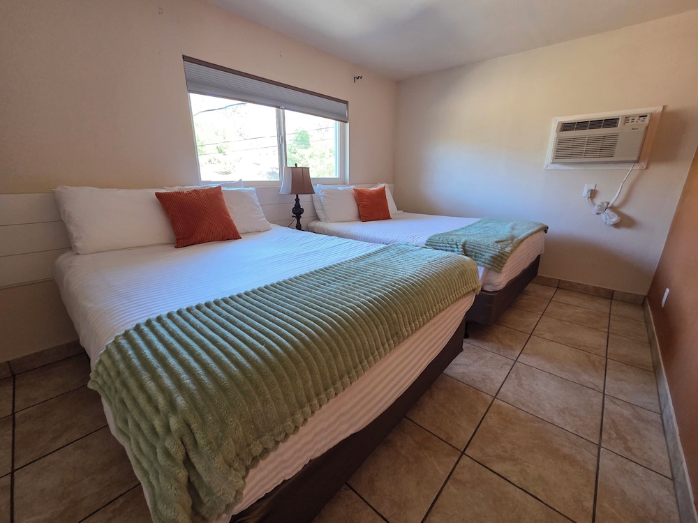 Exclusive, Apartment, 2 Queen Beds, Sofa, Pet Friendly