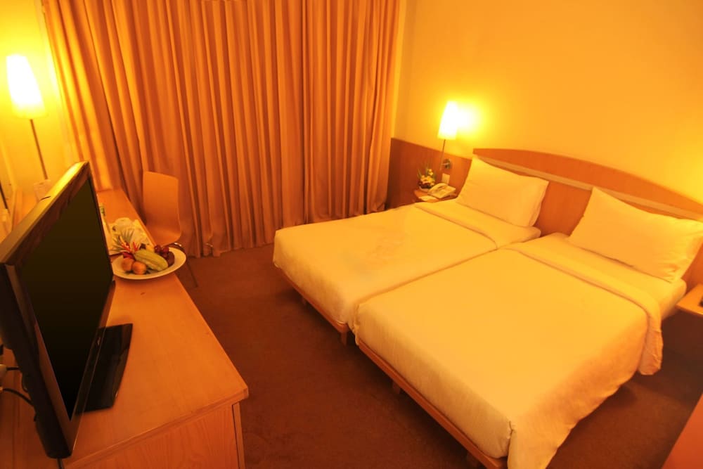 Grand Suka Hotel 14/30