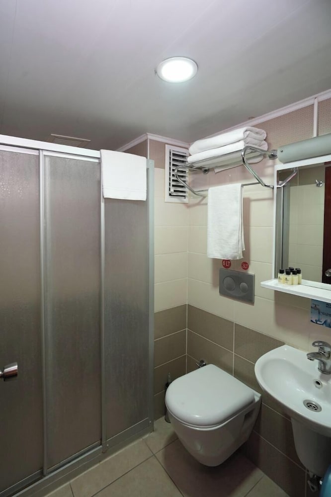 Hotel Akyildiz 50/50
