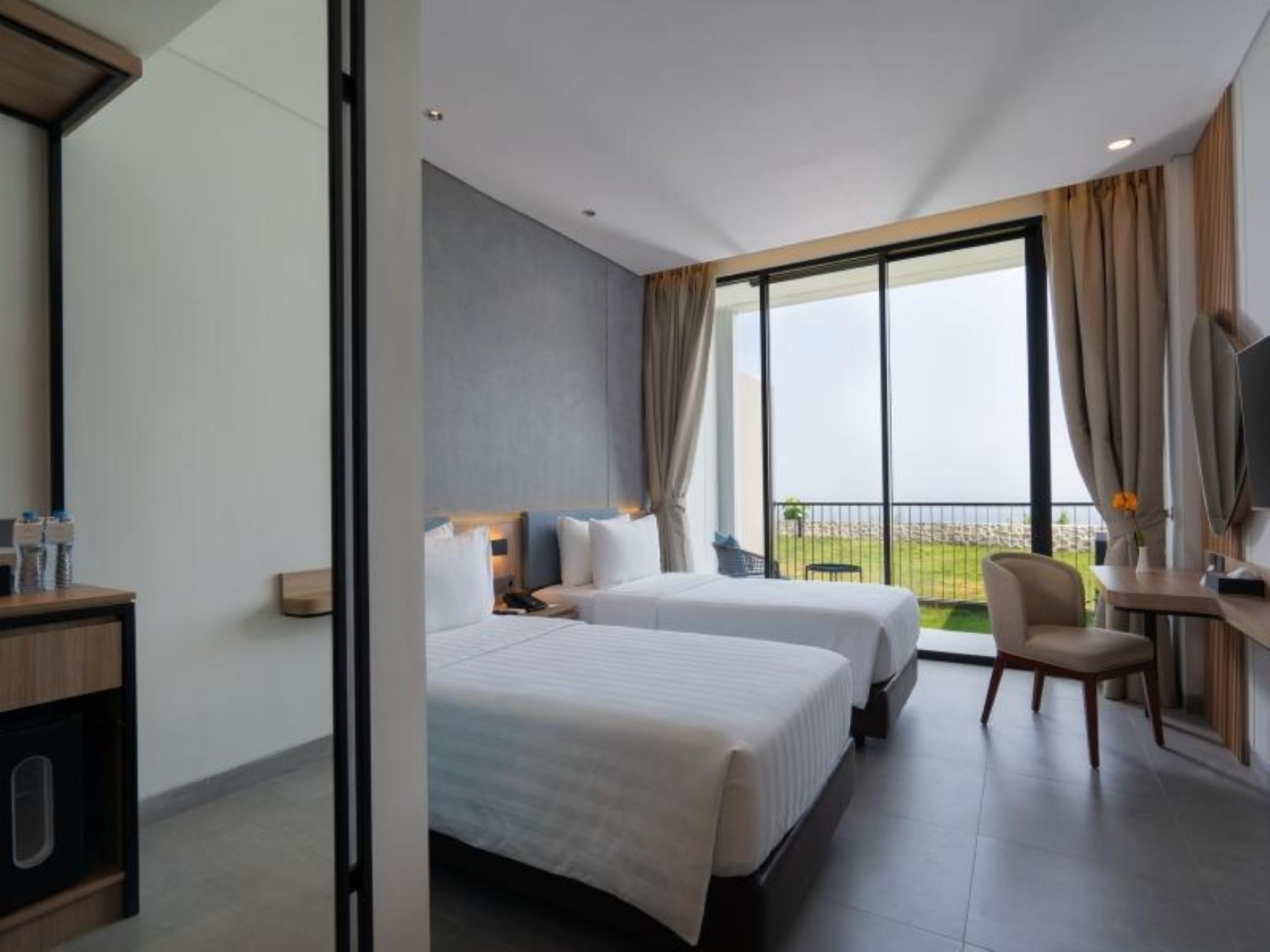 Garden, Superior, Twin Beds, Terrace، Laska Hotel and Resort Ciletuh 2/2