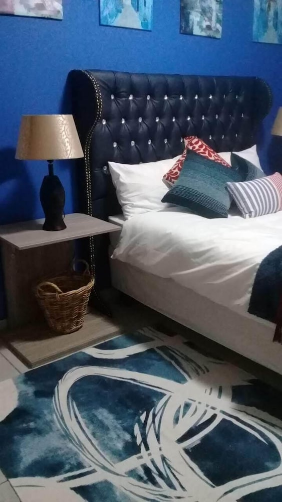 Bountyful Guest House 2/18