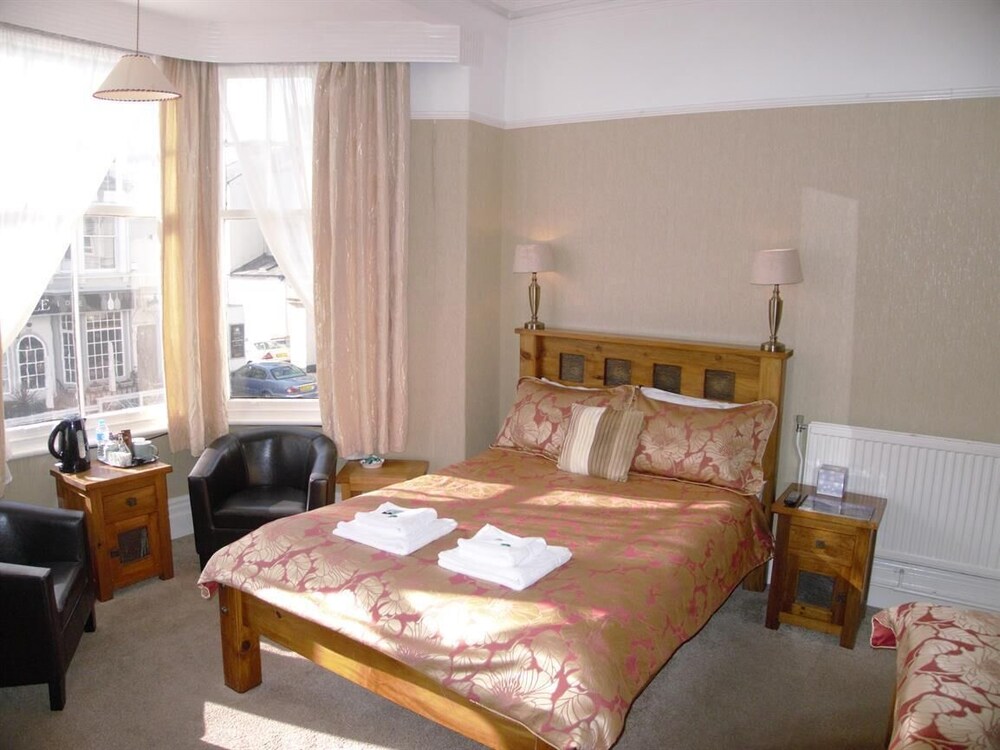 Beach House Hotel - Guest house 18/32