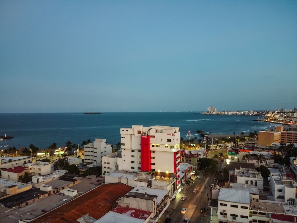 Hotel Ziami 38/41