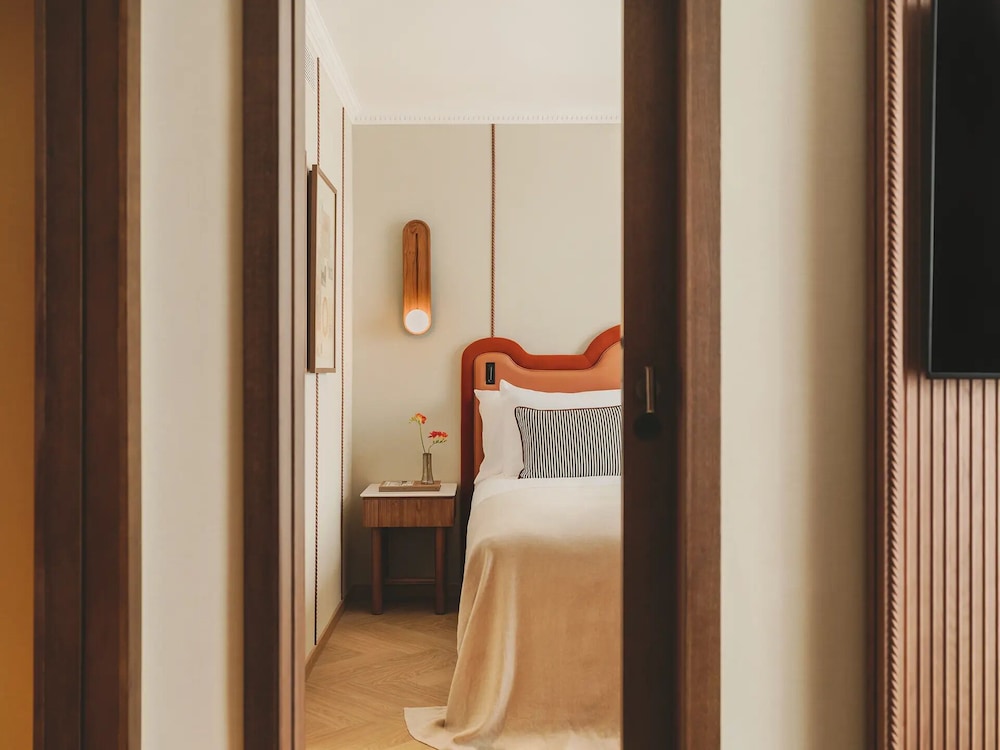 Suite, Queen Bed, Convertible Double Bed، Condes de Barcelona 4/6