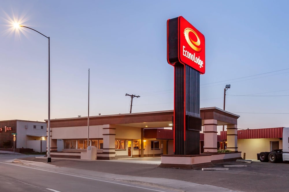 Econo Lodge Clovis 51/58