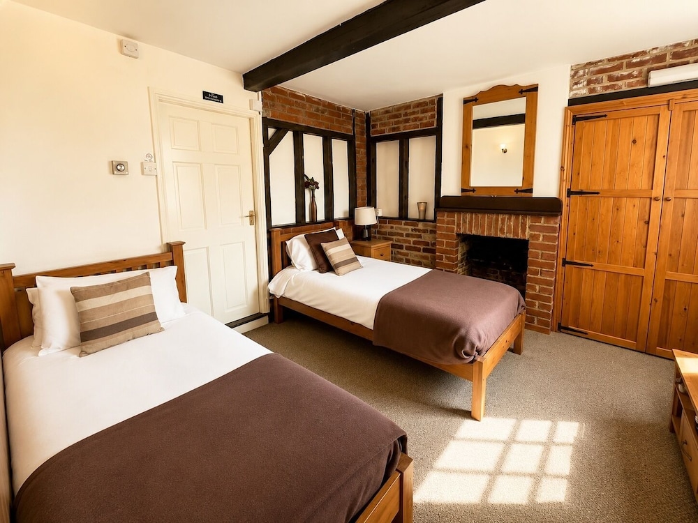 The George and Dragon Hotel 18/64