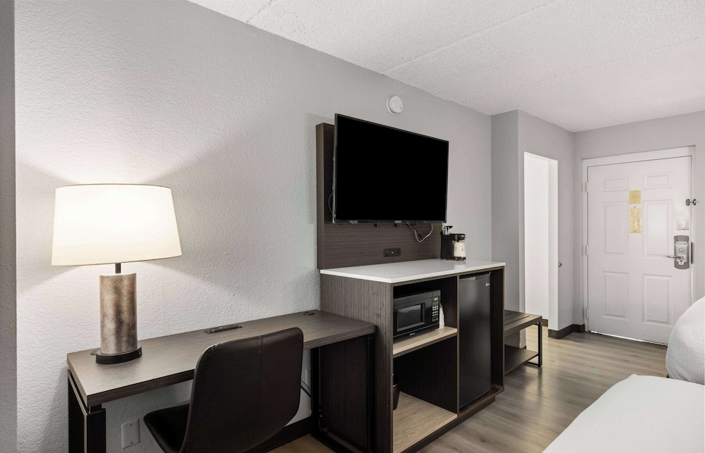 La Quinta Inn Stockton 33/53
