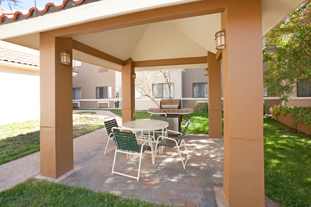 Staybridge Suites Lubbock 51/60