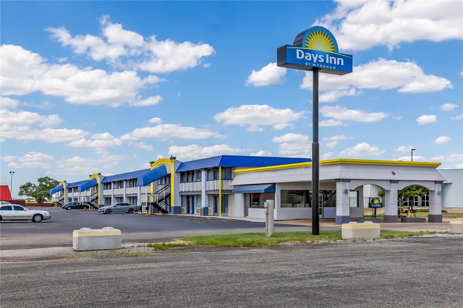 Days Inn by Wyndham Salina South 57/60