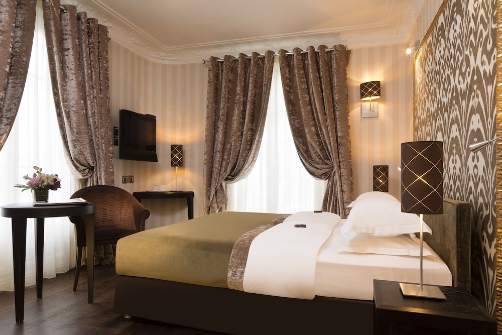 SUPERIOR, TWIN BEDS