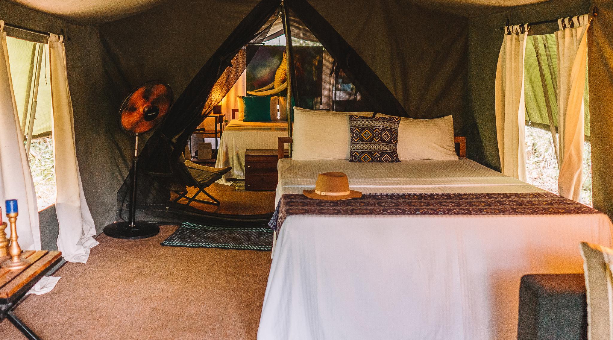 Safari, Tent
