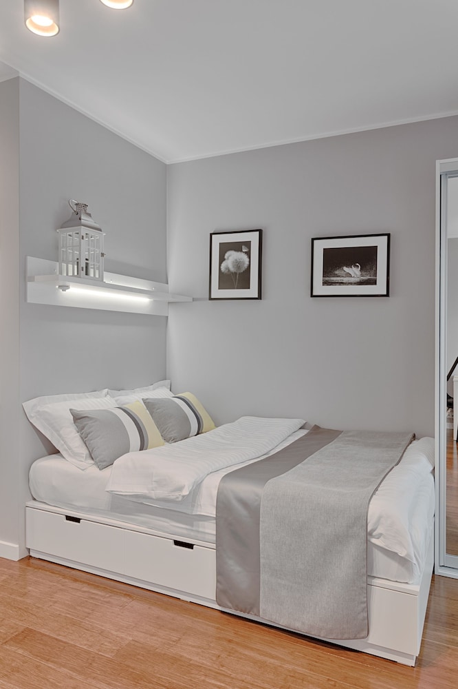 CLASSIC, STUDIO, SUITE, DOUBLE BED, SOFA, KITCHENETTE