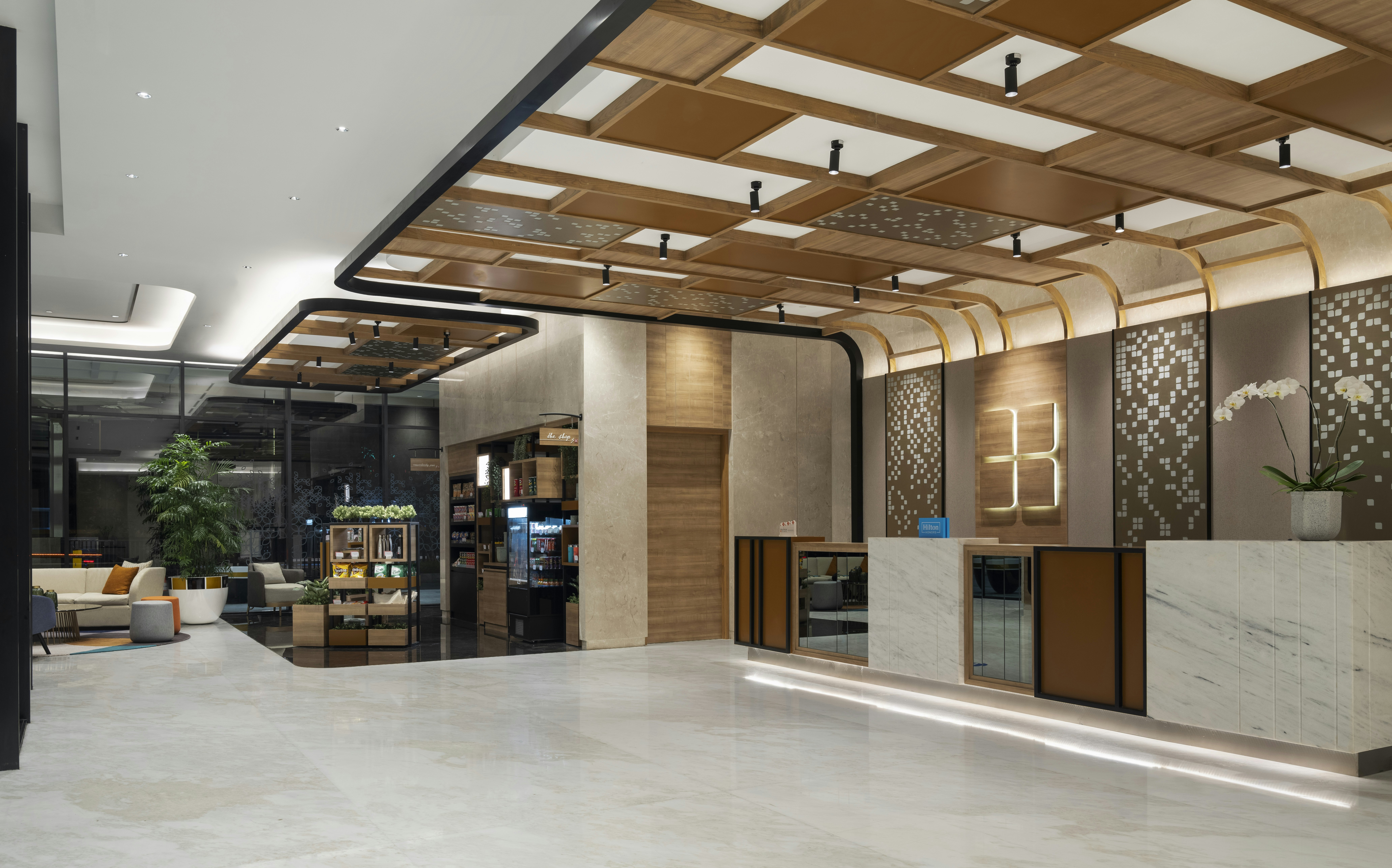 Hilton Garden Inn Jakarta Taman Palem 13/63