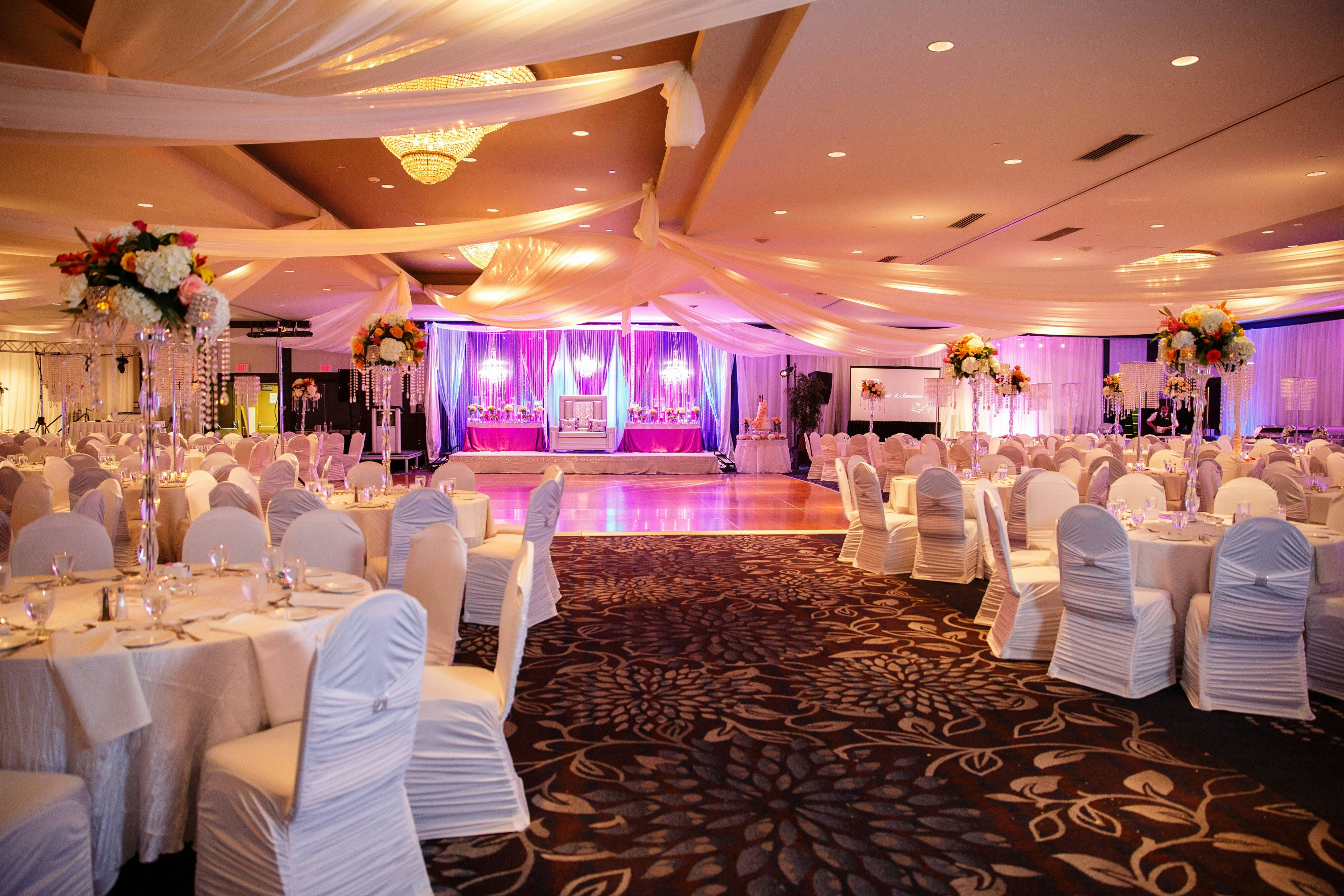 Delta Hotels by Marriott Edmonton South Conference Centre 11/22