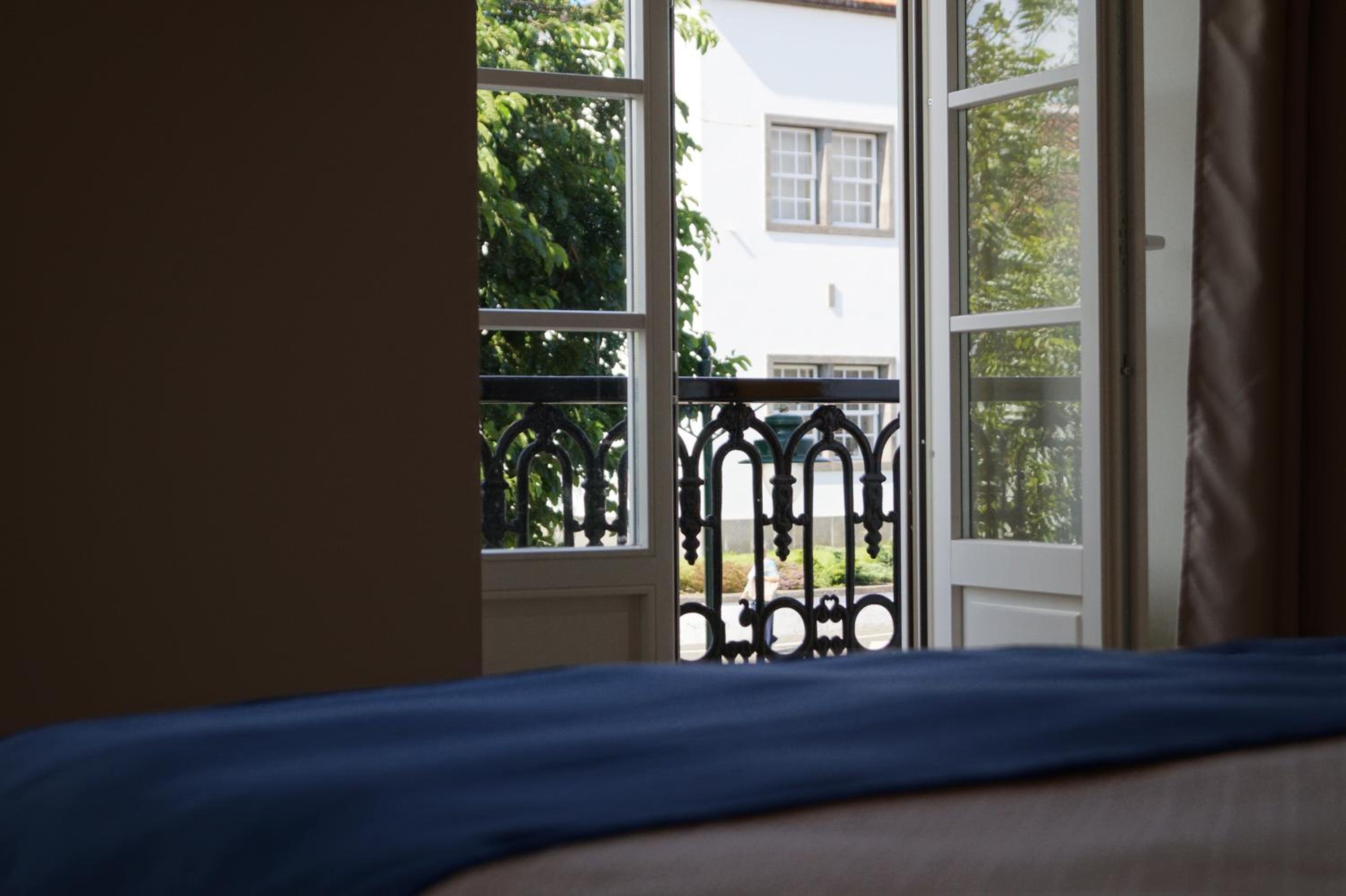 Angra Central Hotel 33/40