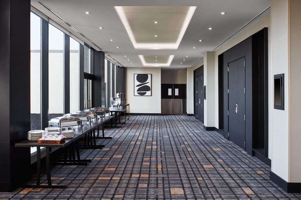 Delta Hotels by Marriott Toronto Markham 35/42